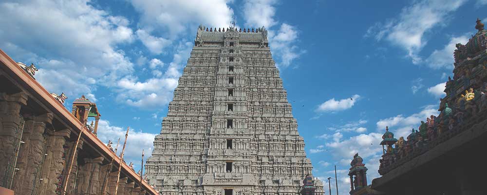 a view from below of Arunachaleshwarar temple in Tiruvannamalai, India